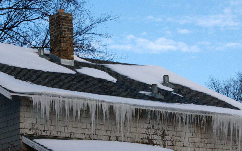 Snow load management in Eau Claire WI